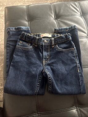 Levi Dark Blue Denim Jeans size 5 Reg